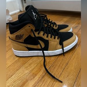 Women Air Jordan 1 Mid